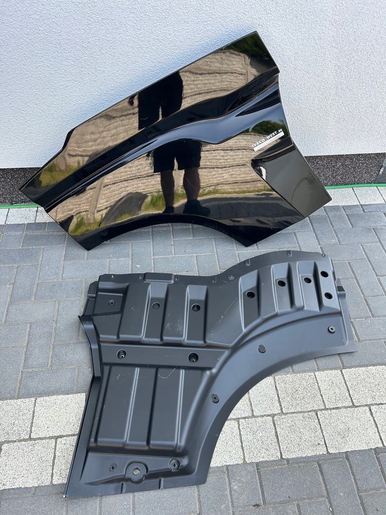 фото №1, Iveco s-way удлинитель дверь комплект оригинал идеальное состояние :