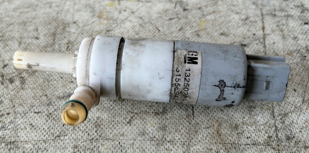 фото №2, Помпа распылителя opel insignia a 13250289