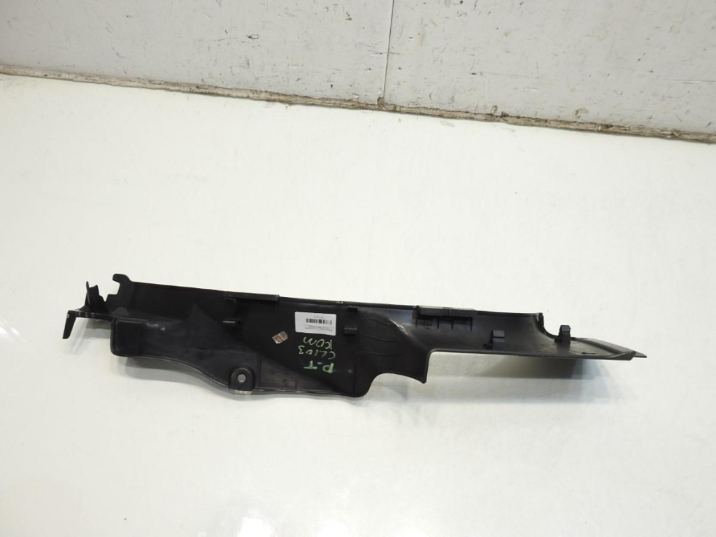Накладка накладка порога  правий задній renault clio 3 універсал 8200293554 Доставка