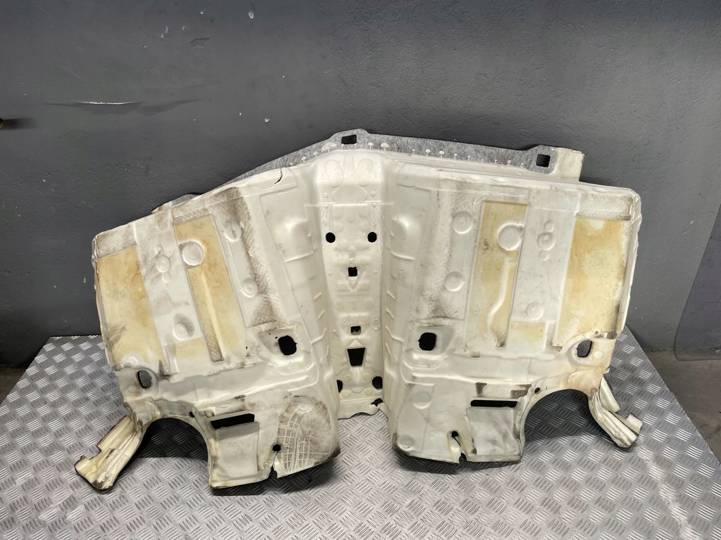 фото №14, Bmw g22 g82 коврик задняя часть обшивка задняя 9478776