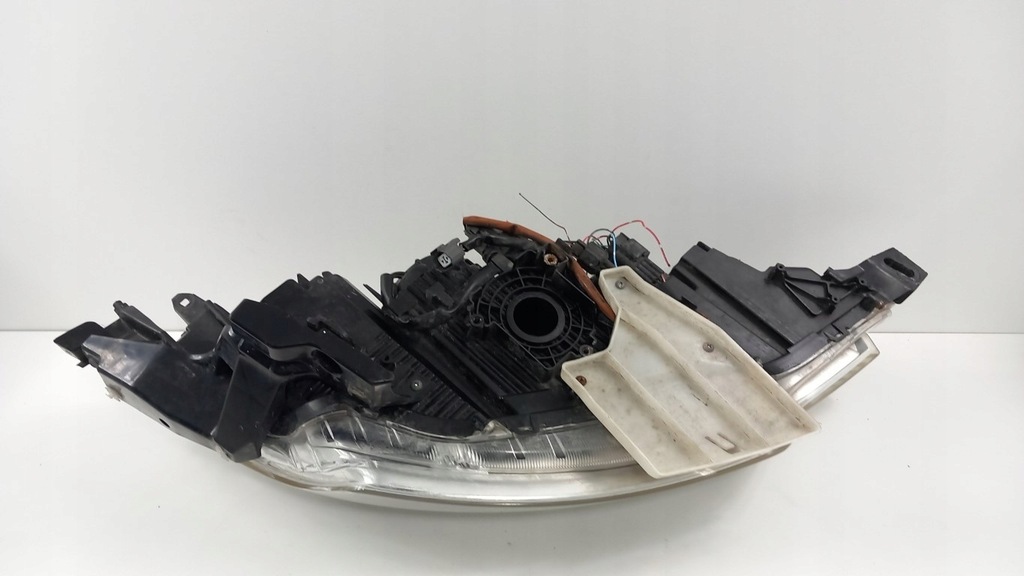 фото №8, C-crosser лампа перед левая линза ксенон