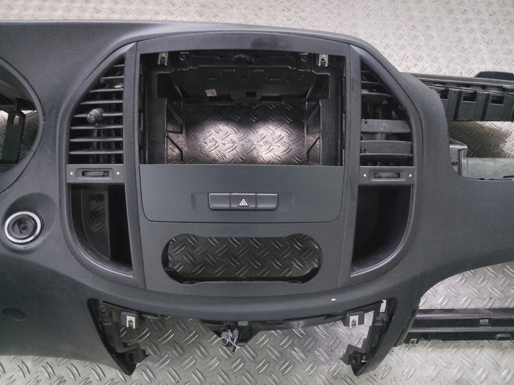 фото №5, Vito 447 15- консоль панель приладів приладова панель приладів