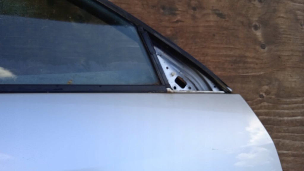 фото №12, Nissan primera p12 двері перед правий kyo