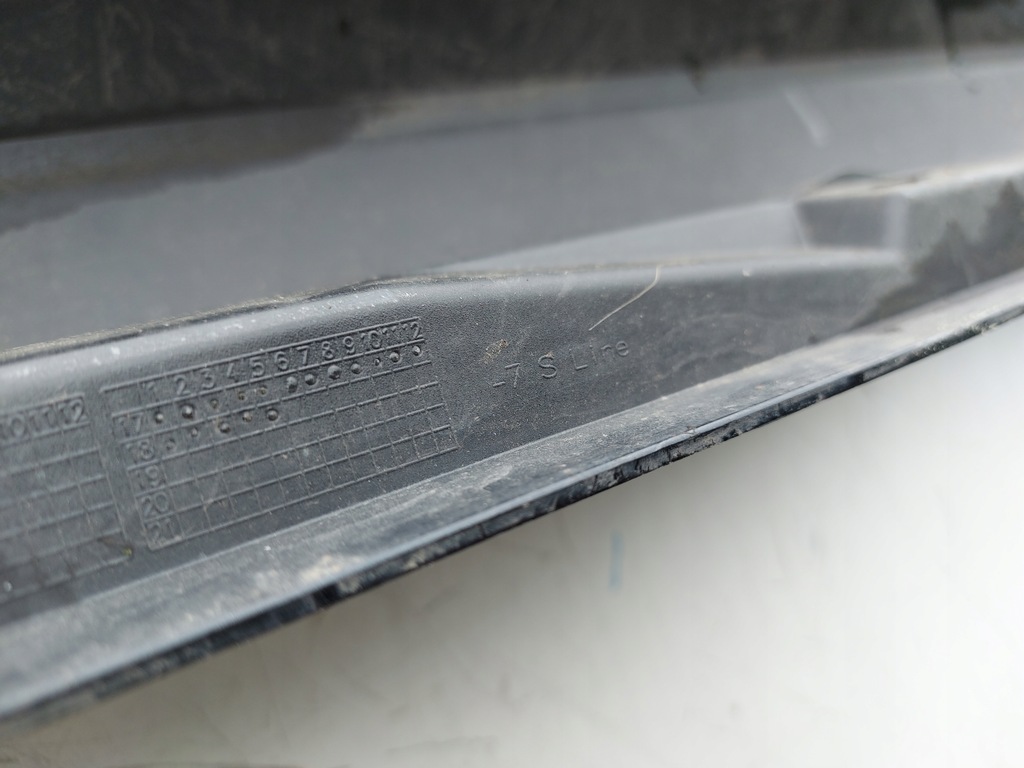 фото №10, Audi a7 c8 4k s line порог молдинг порог правая