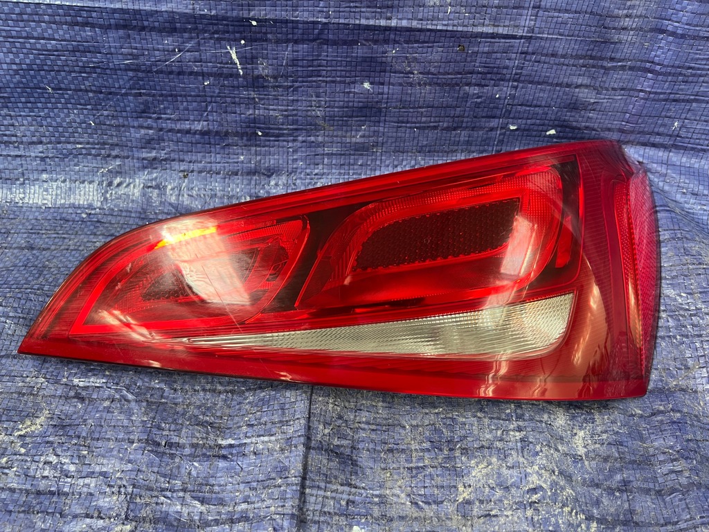 фото №1, Audi q5 8r0 права задня лампа