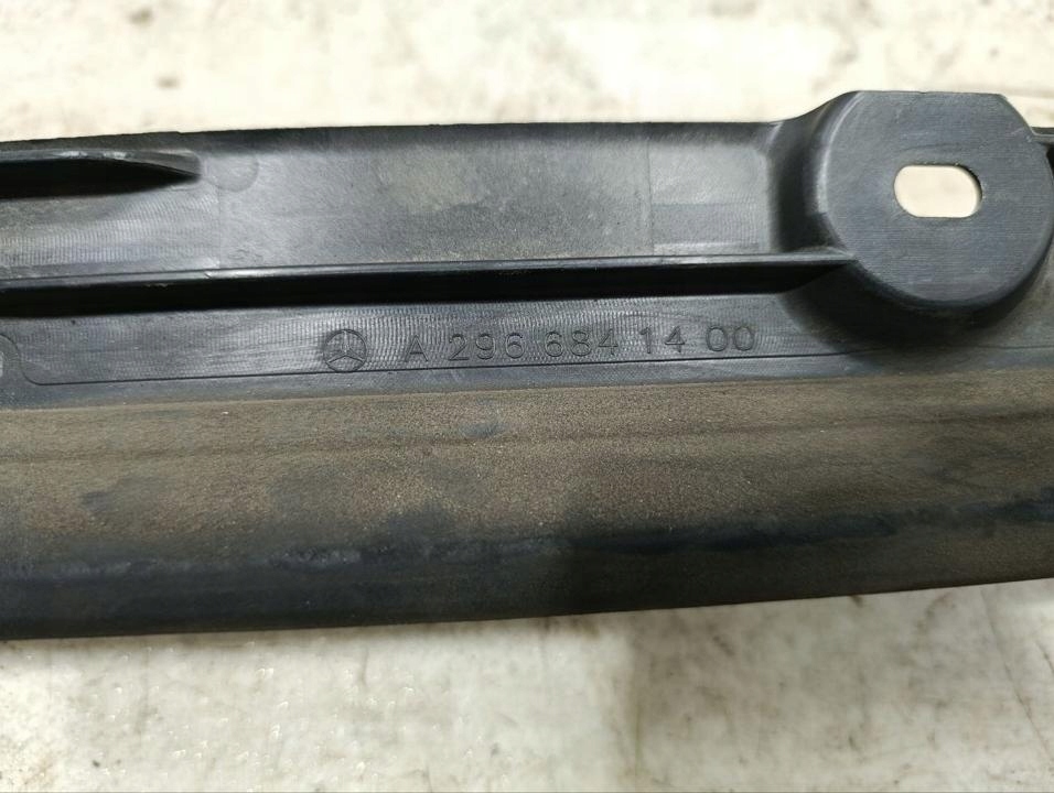 Кронштейн бампера mercedes-benz eqs suv 2023 a2966841400 с Разборки