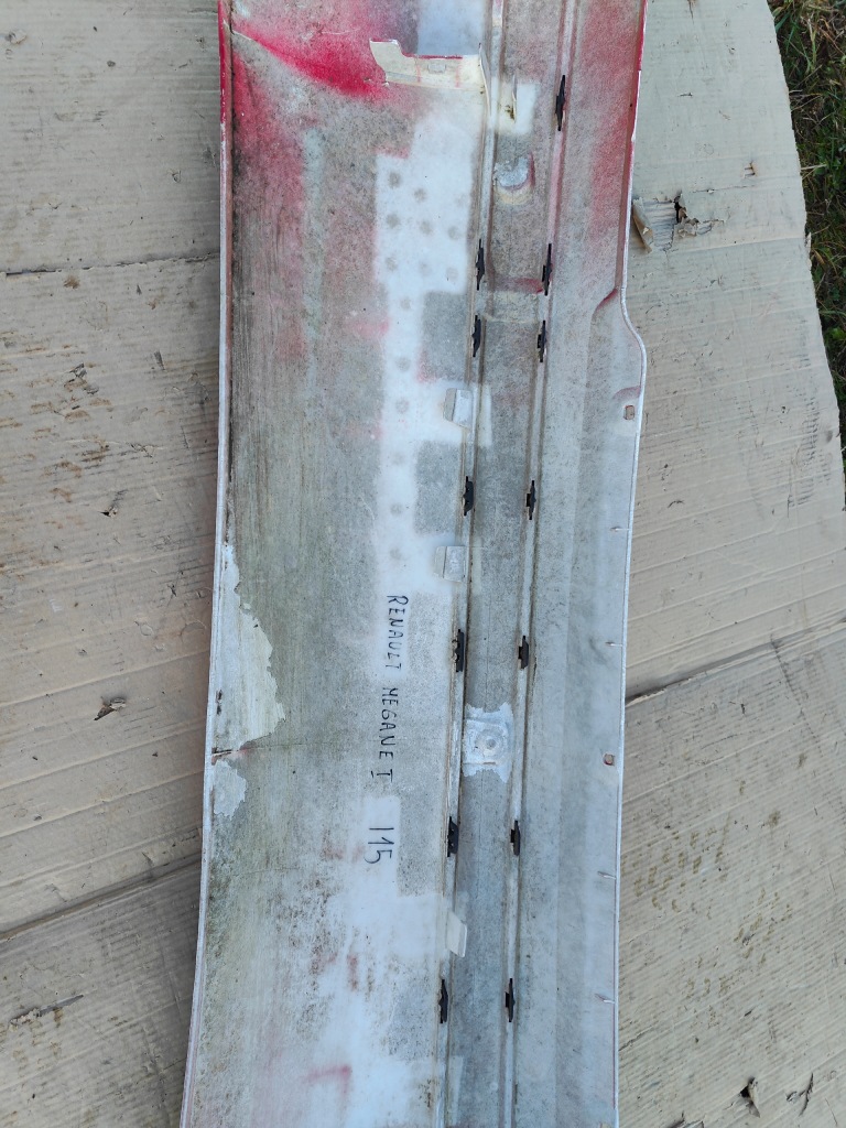 Бампер задний renault megane i 95-02 7700427579 Доставка