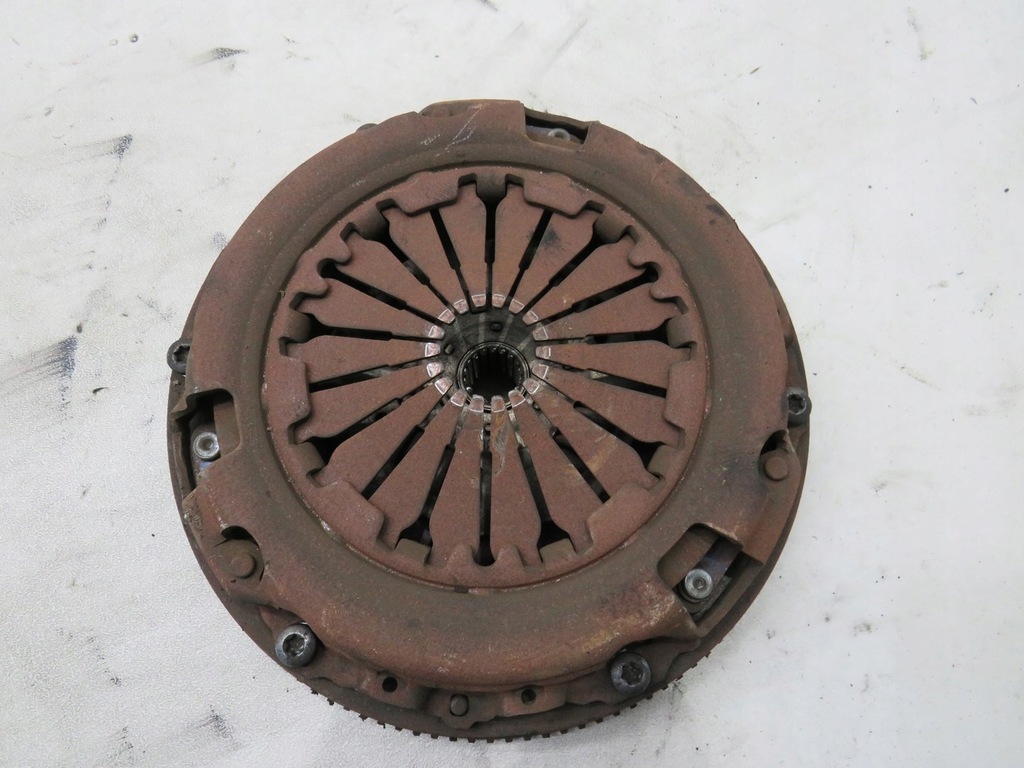 фото №1, Сцепление диск прижим peugeot 2008 1.4 ehdi