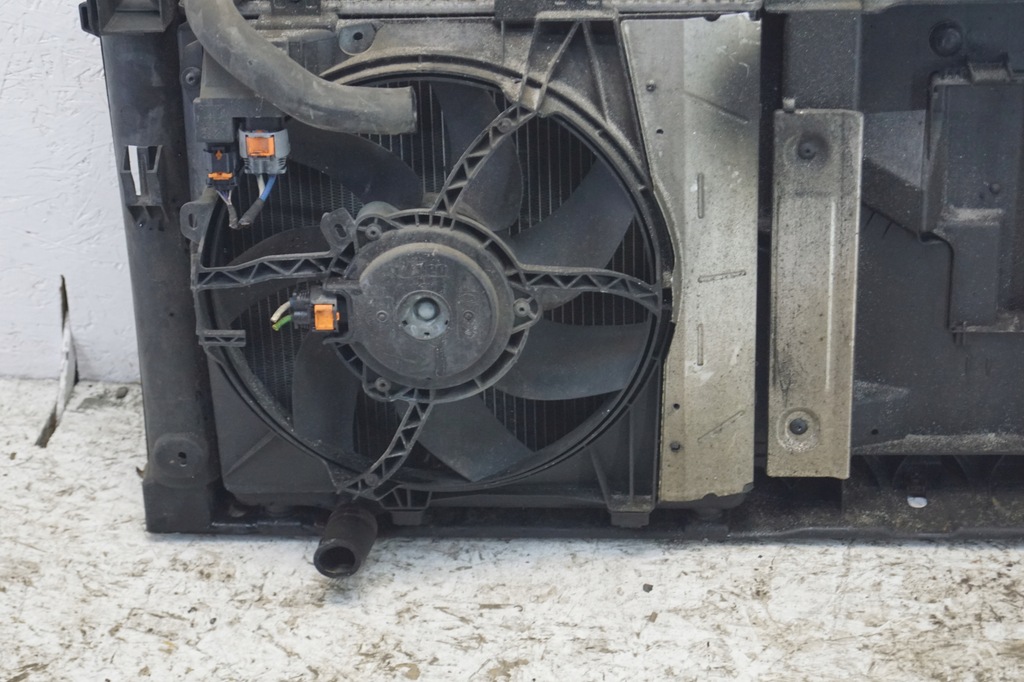 фото №11, Pas передний радиатор citroen c3 ii 1.2 b