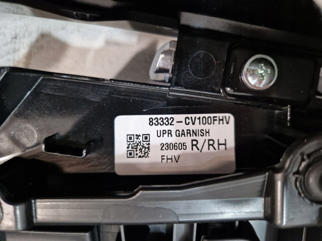 фото №7, Kia ev6 2021- обшивка обивка дверь правый задняя задний 83302-cv370