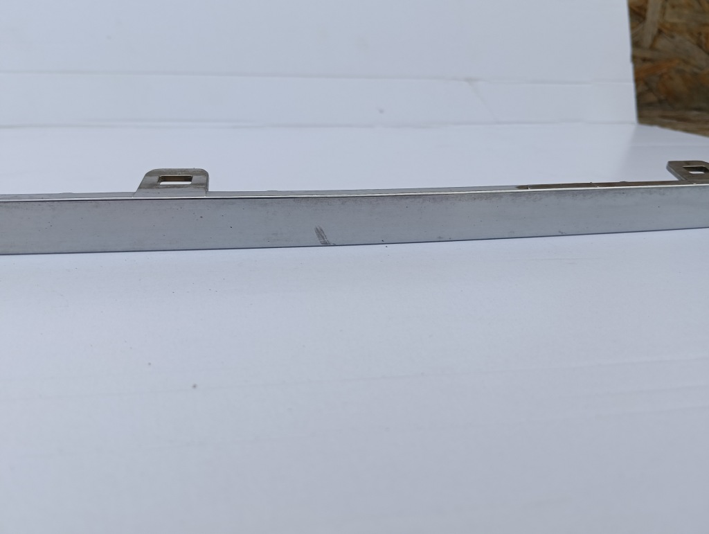 Молдинг хром бампера задня 850700129r renault clio v Ціна