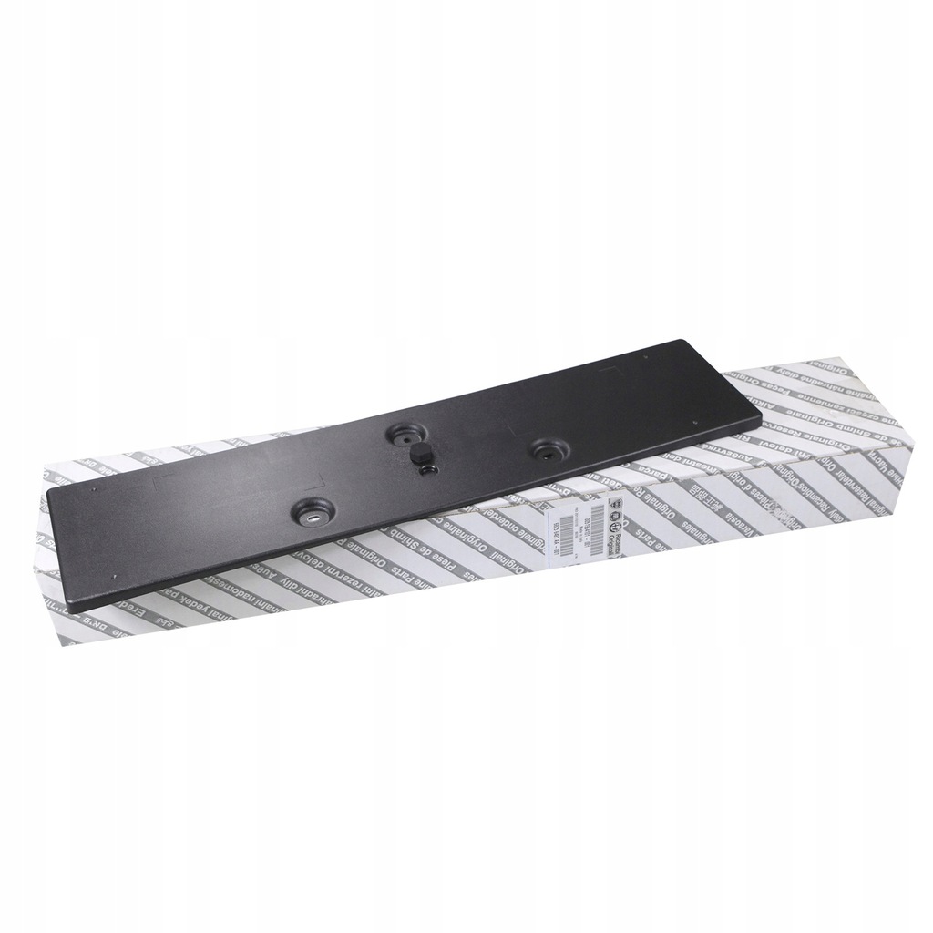 фото №1, Рамка номерного знака задняя 51964101 alfa romeo stelvio