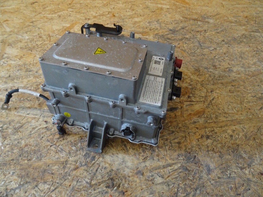 фото №4, Конвертер модуль зарядний пристрій акумулятора dacia spring