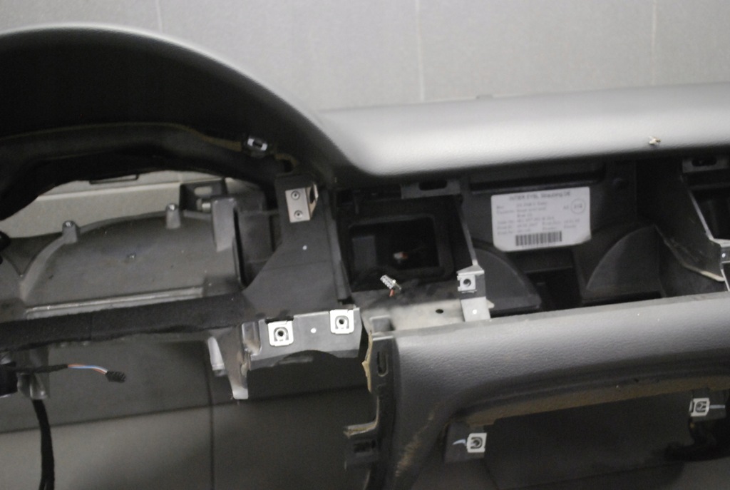 фото №8, Панель приладів приладова консоль audi a8 d3 eu czarna