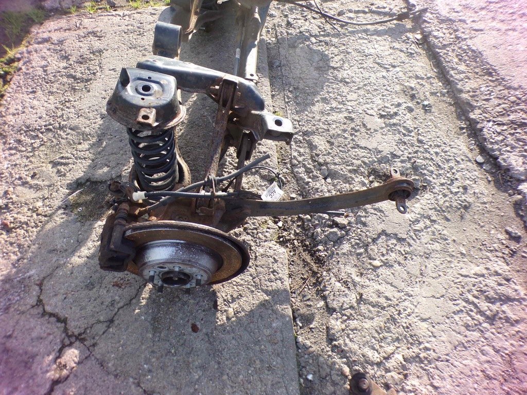 фото №1, Подвеска рычаг поворотный кулак правый задняя kuga mk1 09