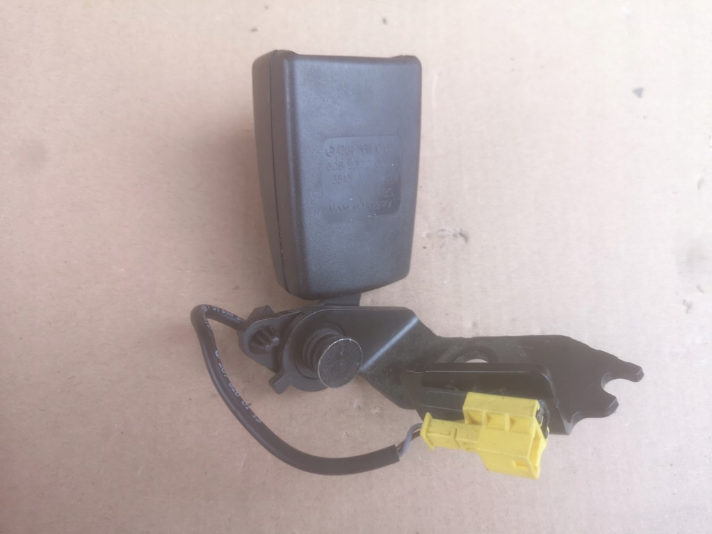 фото №1, Кліпса поперечина задня mercedes w204