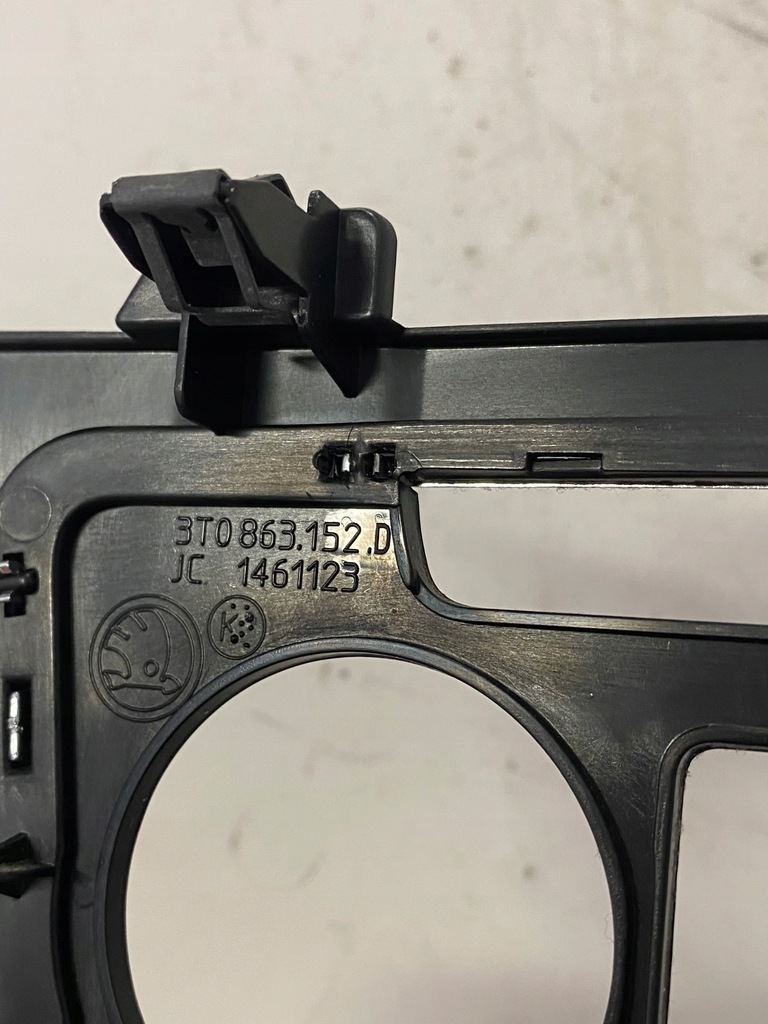 фото №7, Рамка panela кондиционера skoda superb ii