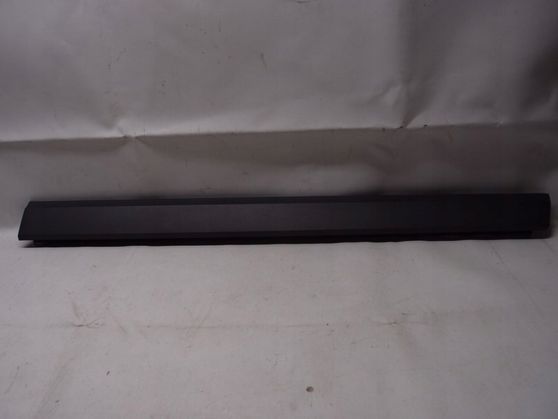 фото №1, Молдинг двері правий перед 3g0854900 vw passat b8