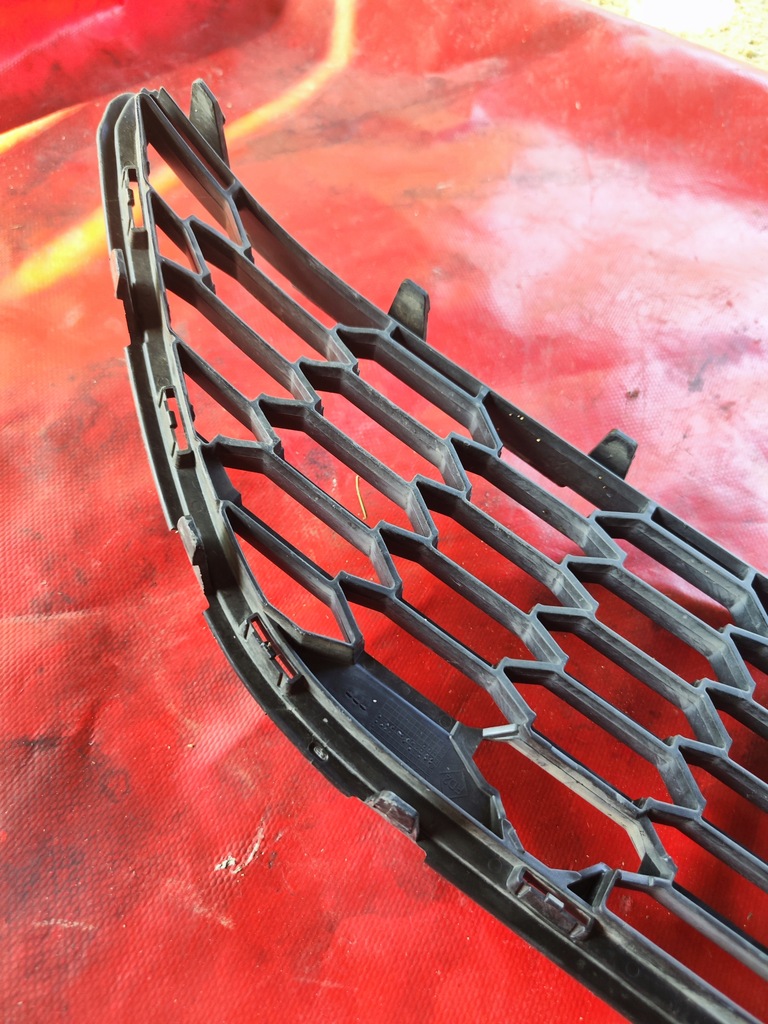 фото №9, Решітка бампера середня перед dacia sandero iii 622543243r