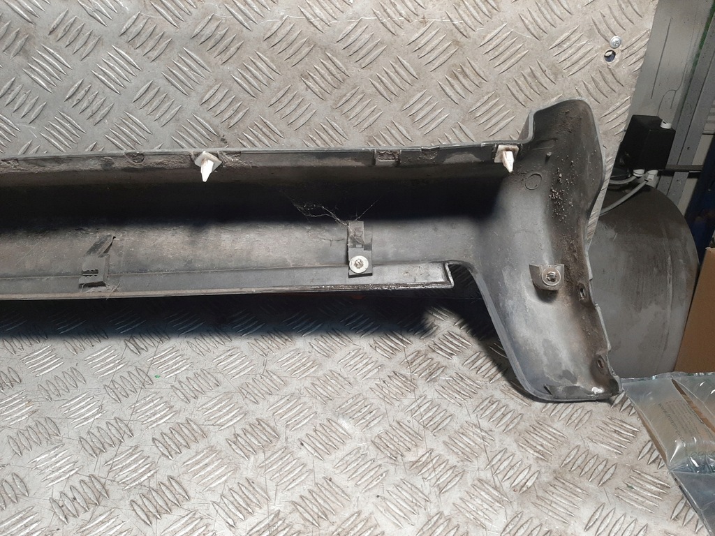 фото №15, Mitsubushi galant kombi avance 00 накладка поріг p