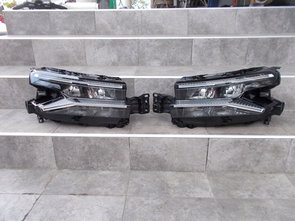 фото №1, Citroen c5 c-5 aircross lift full led левый правый