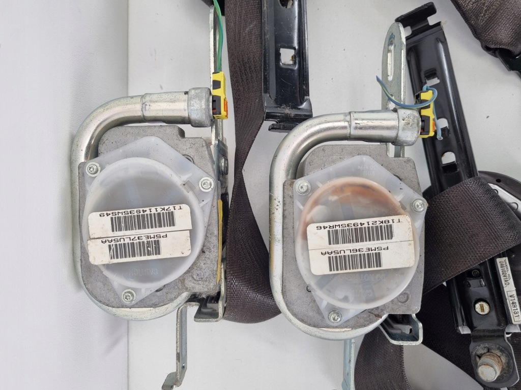 Jeep grand cherokee wk2 dodge durango ремни безопасности перед коричневые в Украине