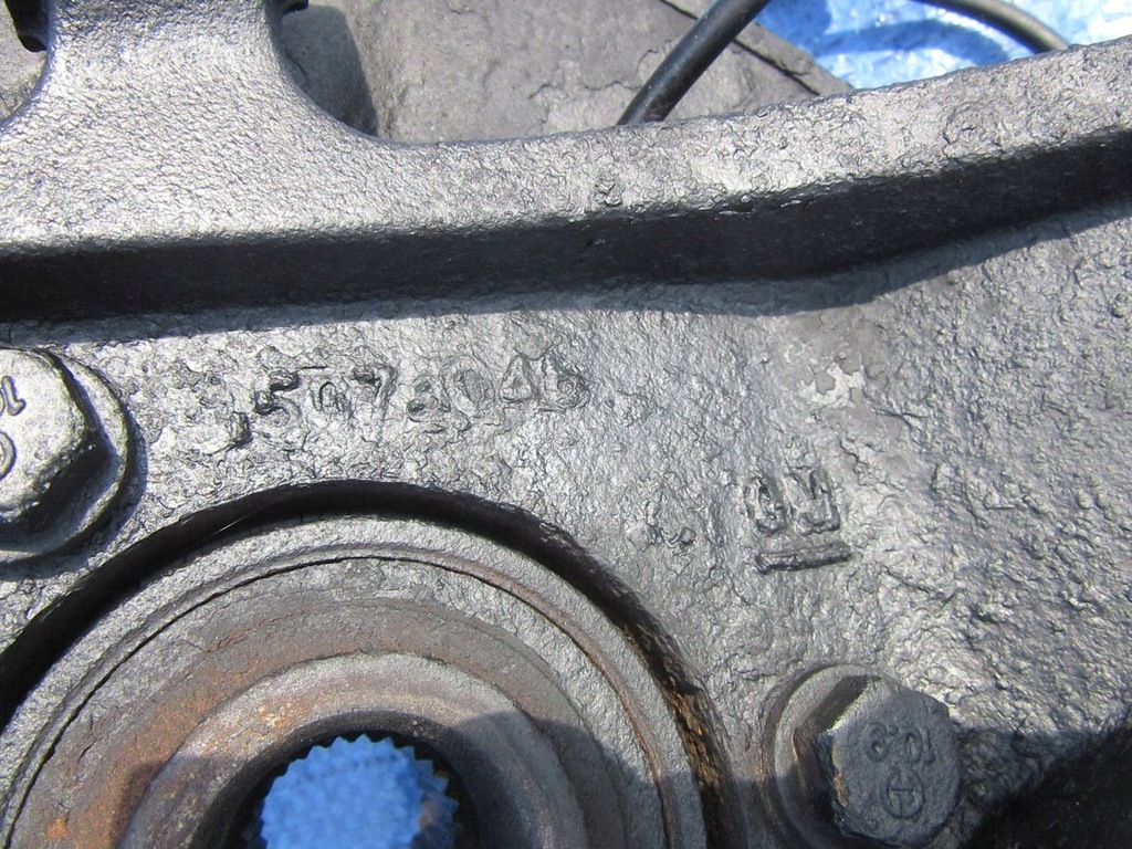 фото №11, Chevrolet trailblazer 4.2i 2001 поворотный кулак перед abs