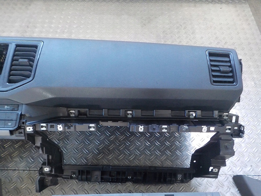 фото №10, Crafter man tge 17- консоль приборная панель приборная приборная панель