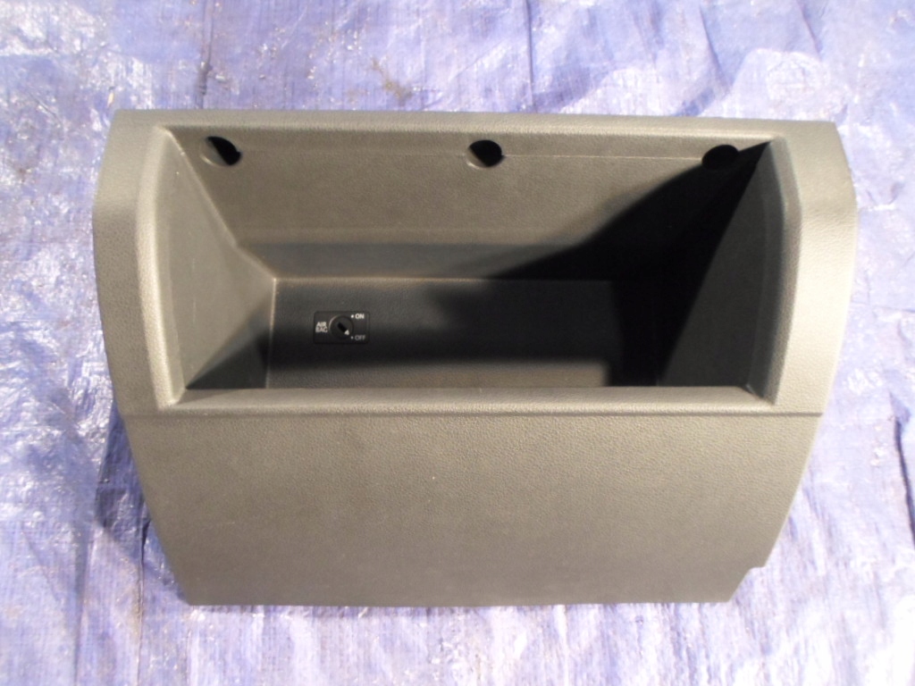 фото №1, Vw caddy 2016-17 r бардачок полиця 2k5857919b