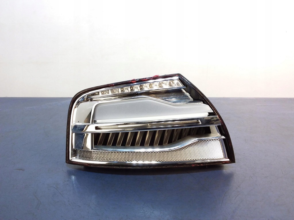 фото №1, Audi a8 d4 лампа задня ліва зовнішня 4h0945095j