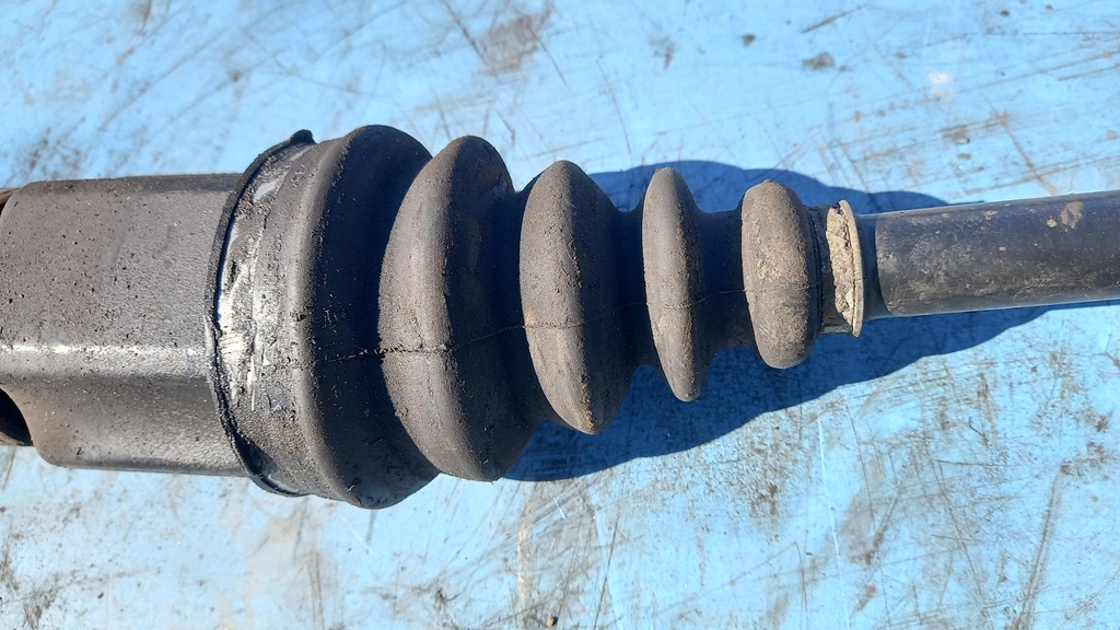 фото №4, Приводной вал правая volvo v70 ii s60 2.4 d5 163km