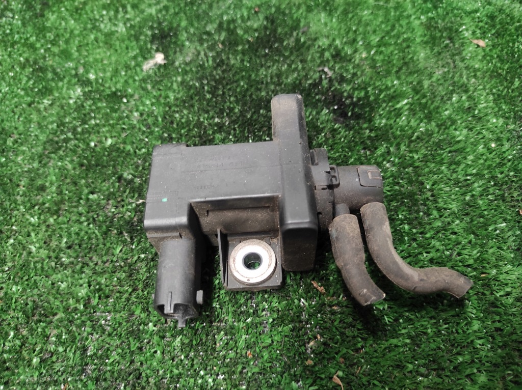 фото №1, Opel astra j 1.6 cdti клапан вакууму 55576356