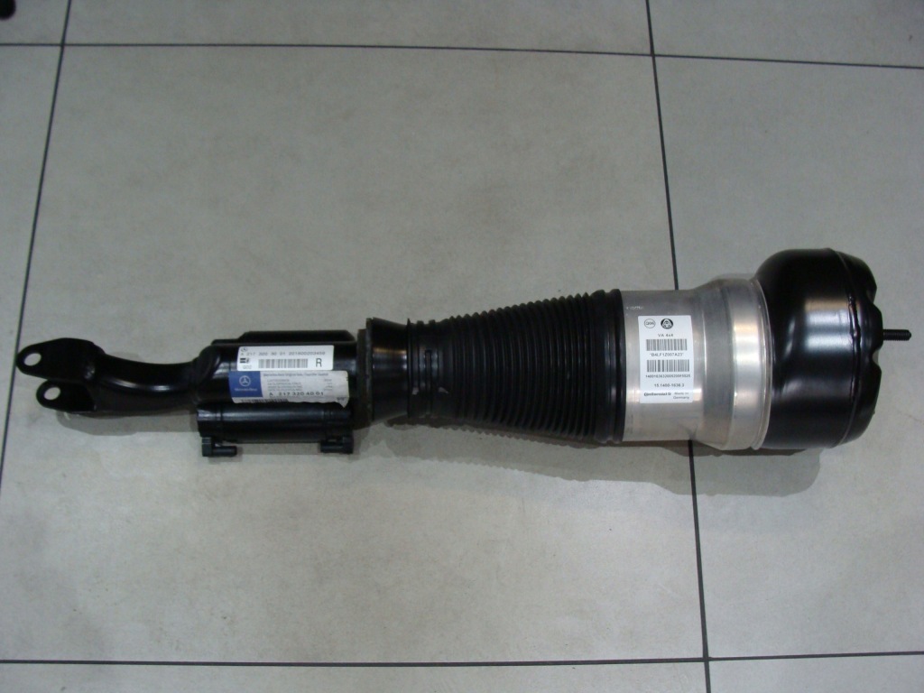 Купить Амортизатор правый перед 4matic w217 a2173204001