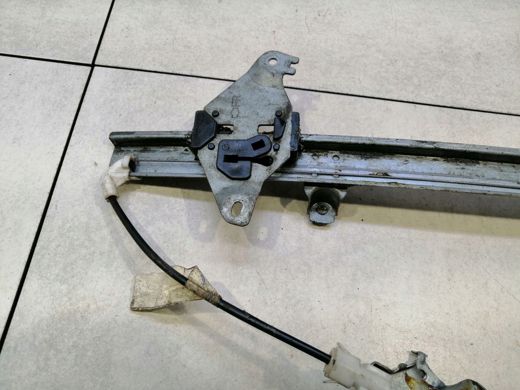 фото №9, Подъемник стекло правый перед nissan primera p11