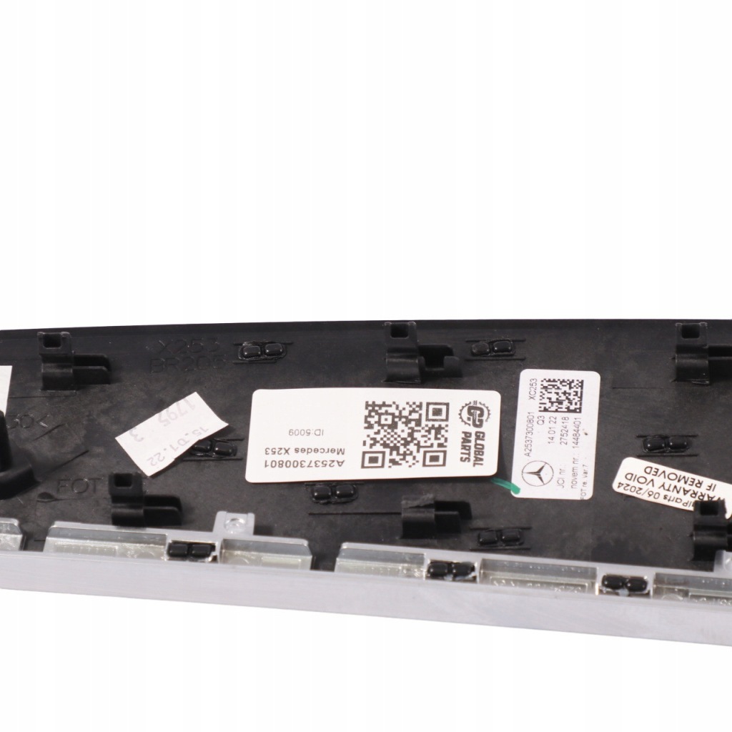 фото №10, Mercedes glc x253 молдинг оздоблення обшивка двері задня права a2537300801