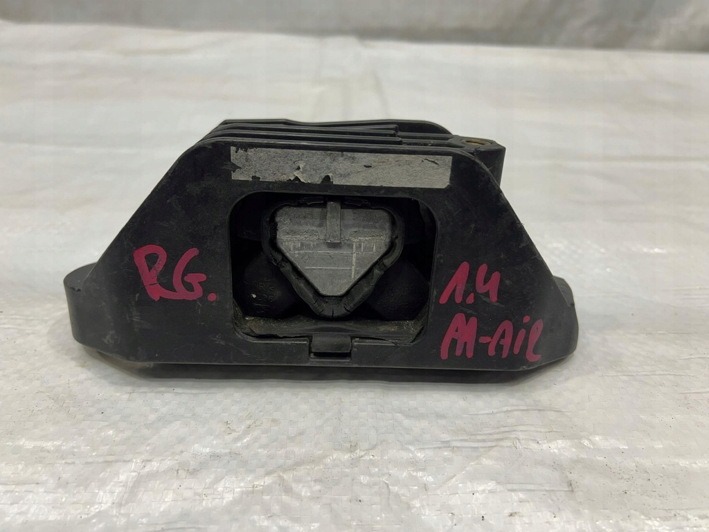 фото №5, Fiat jeep кронштейн подушка двигателя коробки 51999755