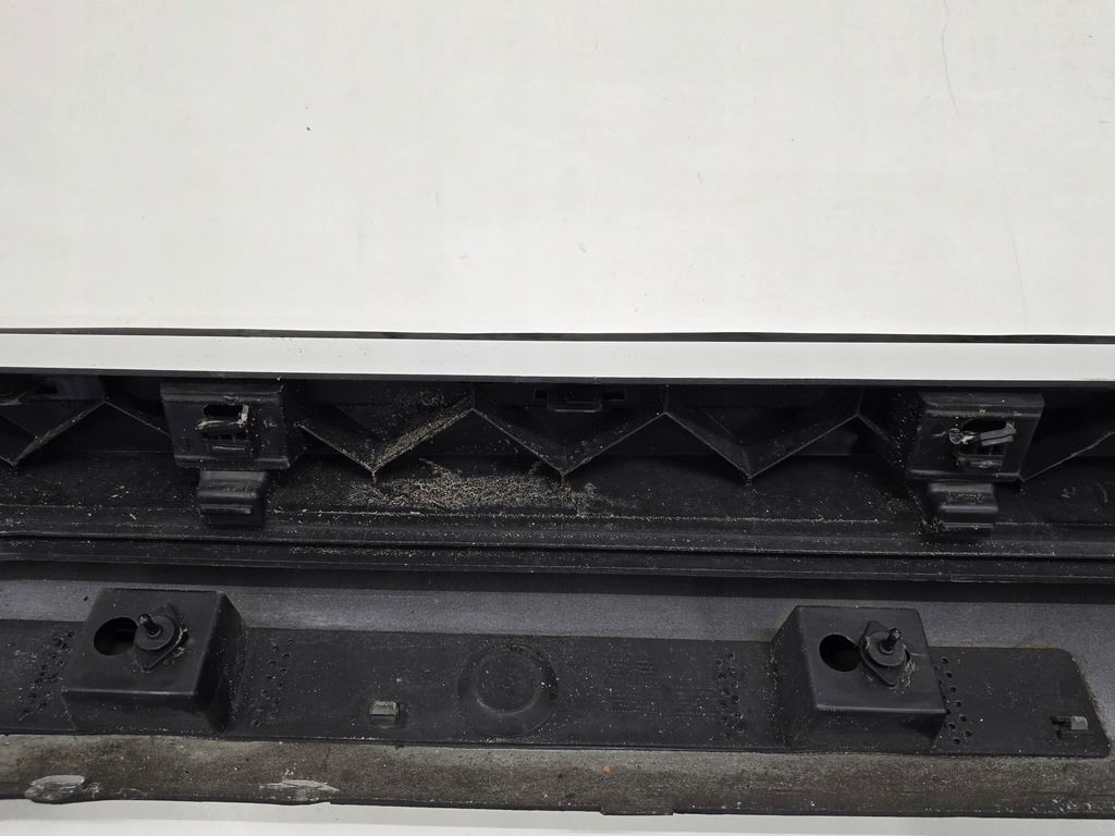 фото №14, Volvo s90 v90 17r молдинг поріг права 614-46