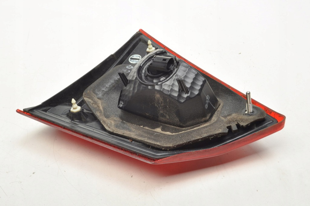 Suzuki vitara iii лампа левая задняя левый задний  w крышка 132-18097 с Разборки