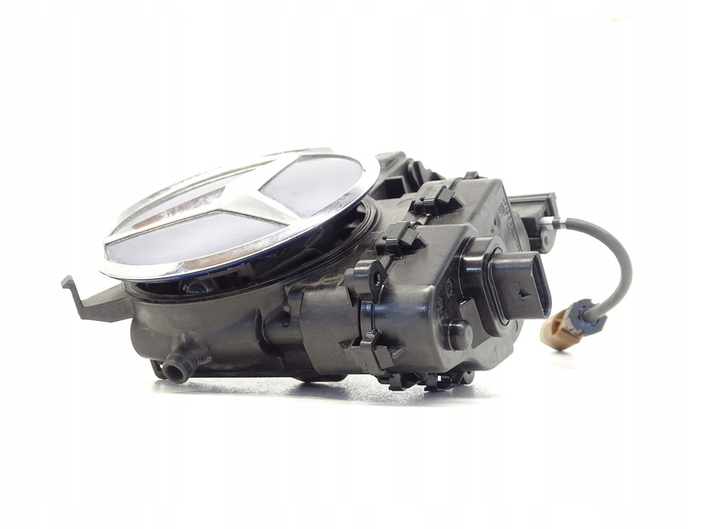 фото №1, Камера заднего вида значок кабель mercedes c43 w205