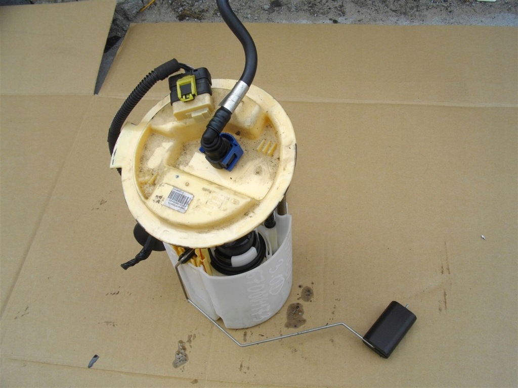 фото №1, Maserati ghibli iii 3.0 d насос топлива 670004173