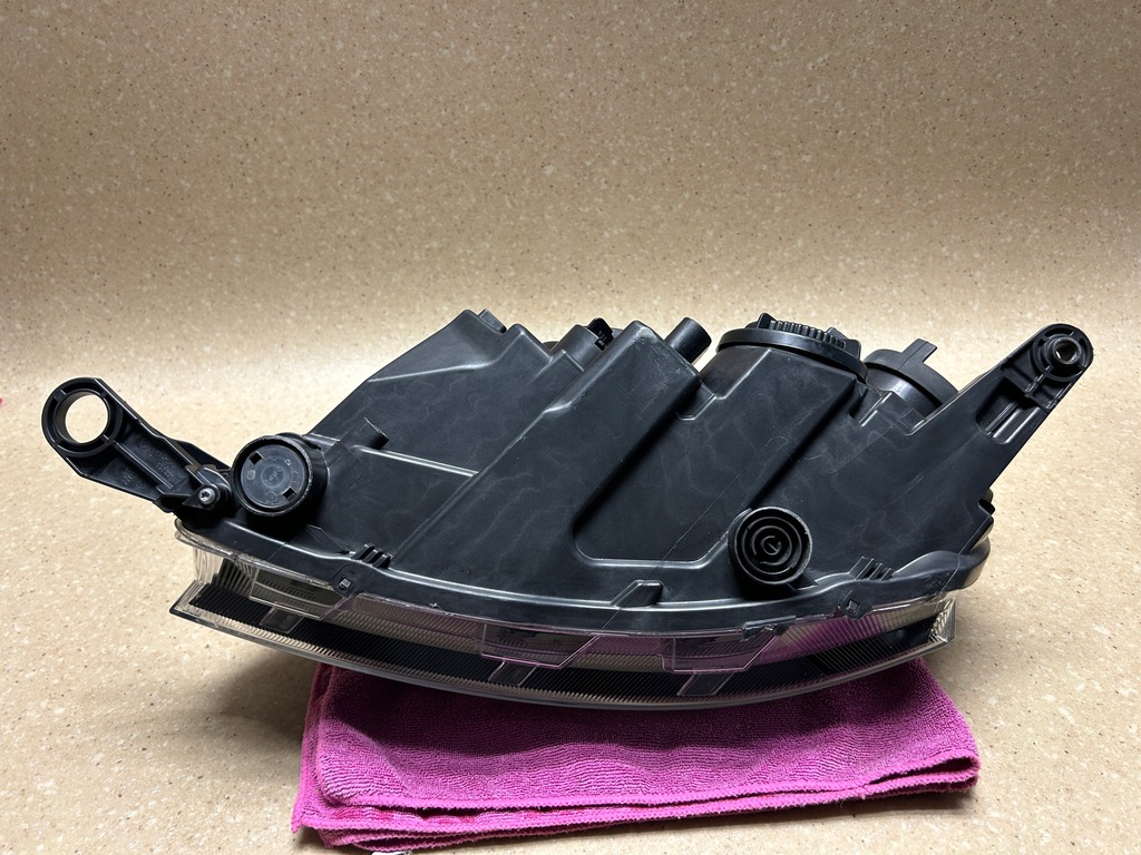 фото №9, Лампа права передня skoda rapid h7 5jb941018