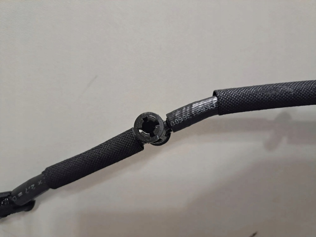 фото №15, Шланг паливний do форсунок bmw 7 g11 g12 8587536