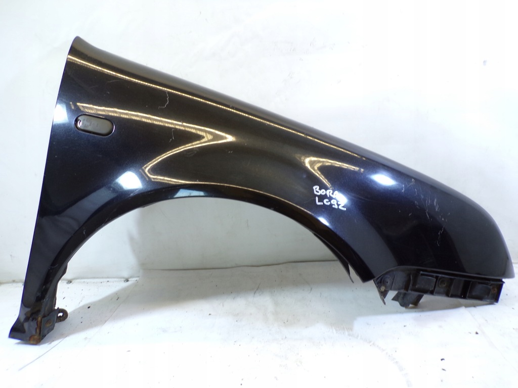 фото №1, Крыло правый передний volkswagen bora цвет lc9z