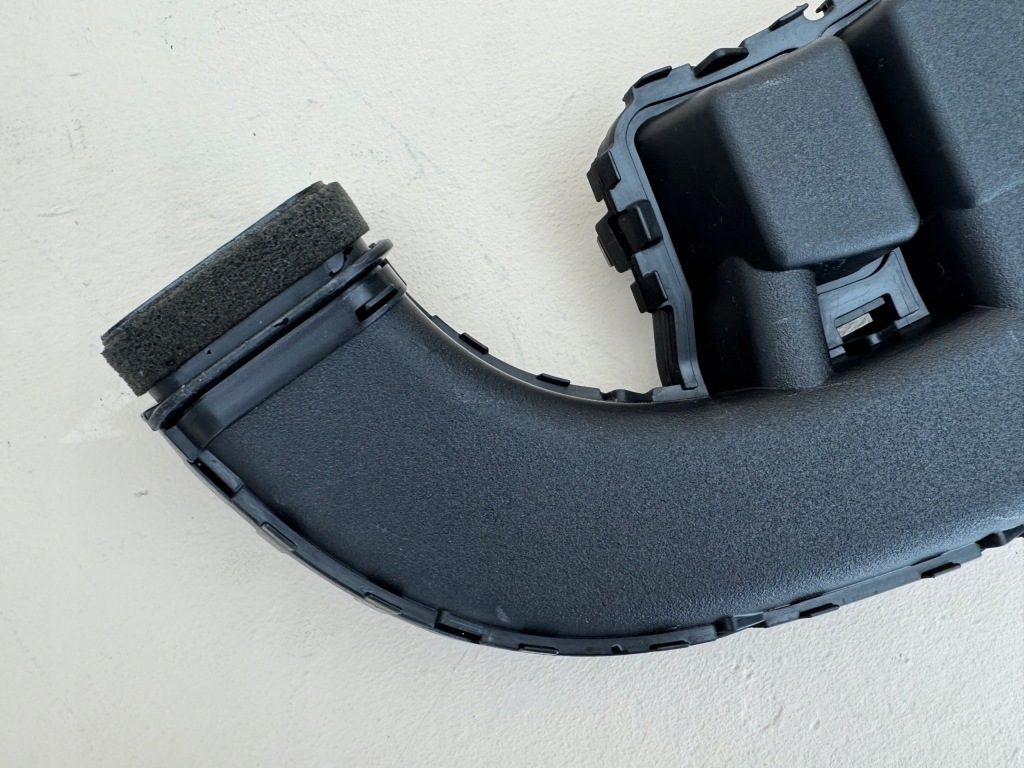 Toyota rav4 v 5 18r- труба впуска воздуха ловушка 17750-25040 гибрид Доставка