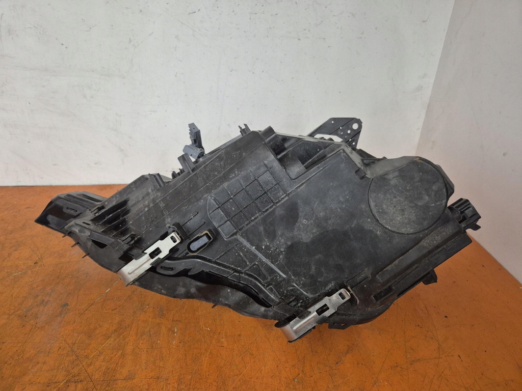 фото №9, Volvo xc60 ii 17- лампа права перед фара правий 32337375