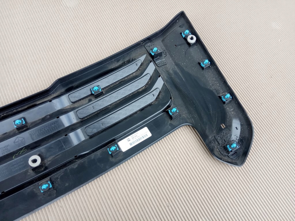 фото №11, Dodge ram 1500 sport 2019-22r. - накладка капот