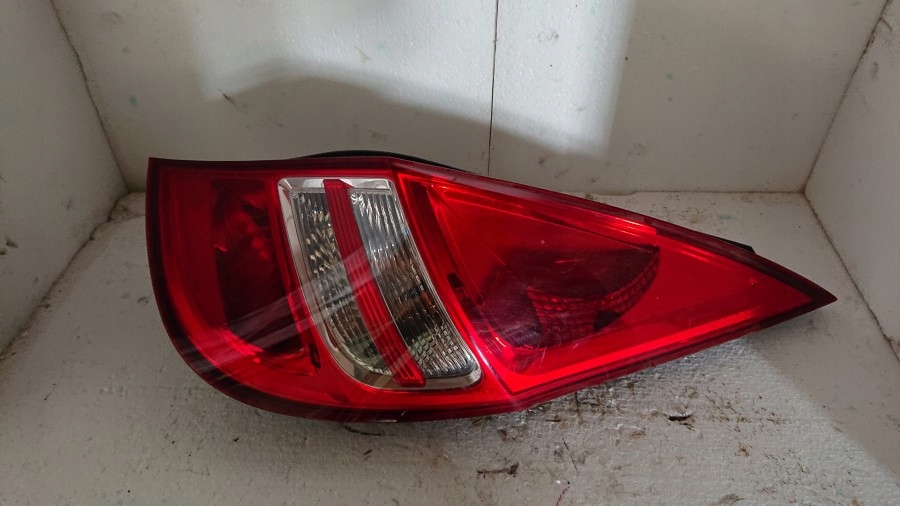 фото №1, Лампа права задня hyundai 92402-2r0