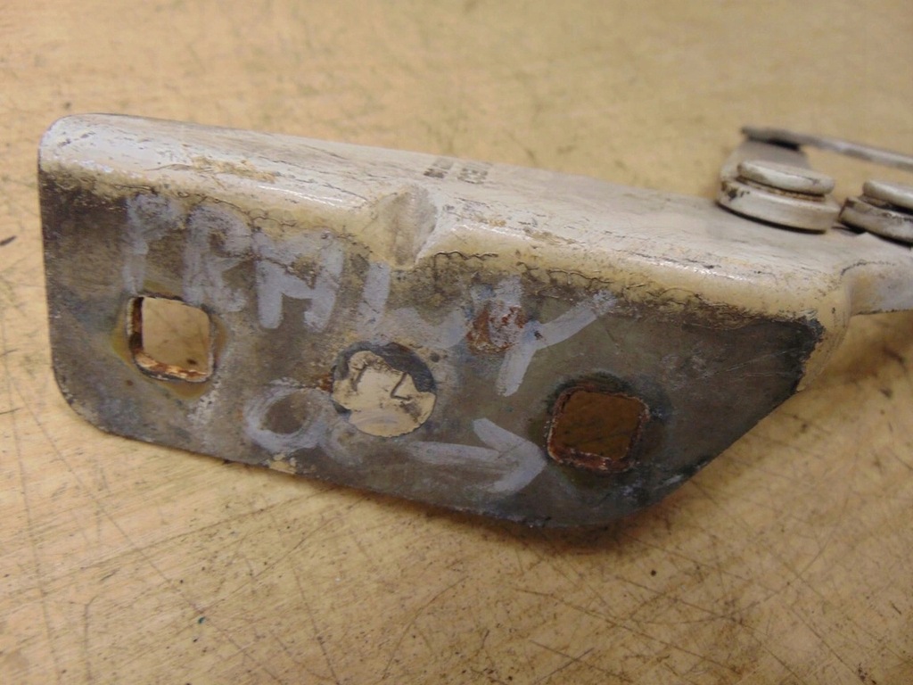 фото №5, Петля капот лівий mercedes sprinter 901 9017500351