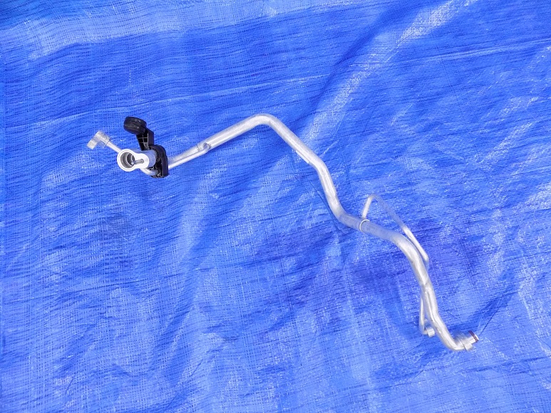 фото №1, Mercedes-benz оригінальний номер a2468302615 шланг кондиціонера