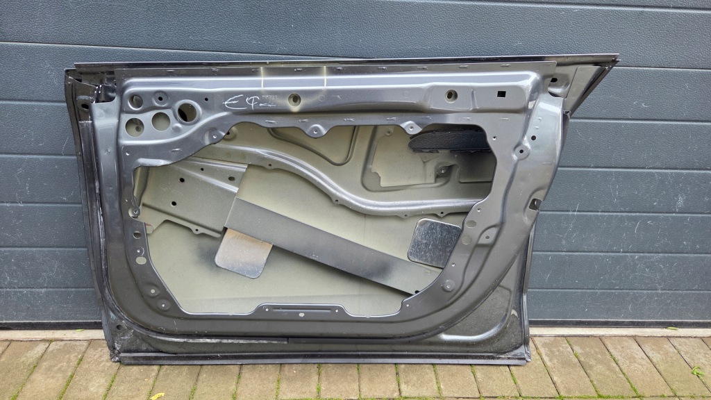 Mercedes eqe a295 w295 дверь правое перед передние a2957222400 с Разборки
